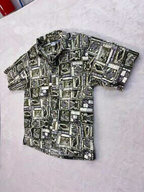 Vintage OP Sport Men's Green Hawaiian Shirt --- Size: L --- Great Condition!!
